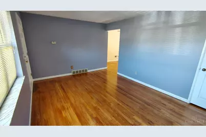 3383 Lakemeadow Court, Colerain Township, OH 45239 - Photo 6