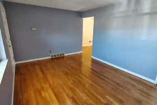 3383 Lakemeadow Ct, Colerain Township, OH 45239 - Photo 6