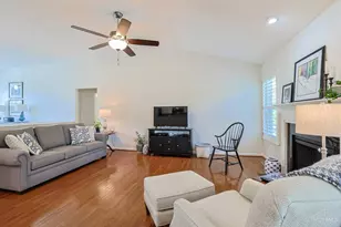 2014 Bridgewater Ln, Monroe, OH 45050 - Photo 10