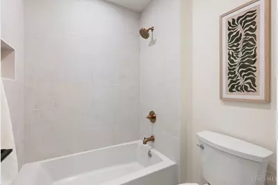 9004 Old Creek Trail, Montgomery, OH 45249 - Photo 34