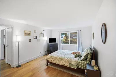 521 W Martin Luther King Drive #A8, Cincinnati, OH 45220 - Photo 16