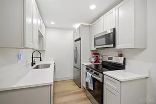521 W Martin Luther King Dr, Cincinnati, OH 45220 - Photo 10
