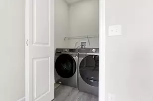 1707 Highland Ave, Cincinnati, OH 45202 - Photo 20
