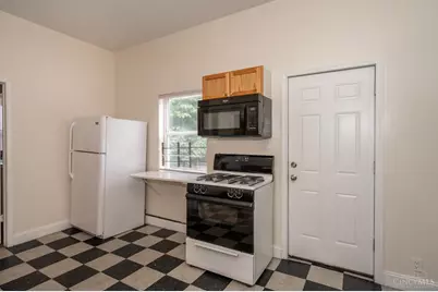 234 Donahue Street, Cincinnati, OH 45219 - Photo 6