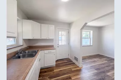 8266 Lyness Drive, Colerain Township, OH 45239 - Photo 8