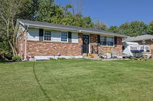 10753 Valiant Dr, Colerain Township, OH 45231 - Photo 2
