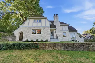 3243 Linwood Ave, Cincinnati, OH 45226 - Photo 1