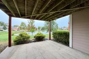 891 Cypresspoint Ct, Pierce Township, OH 45245 - Photo 6