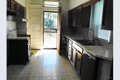 1843 Hewitt Avenue, Cincinnati, OH 45207 - Photo 6