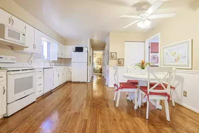 1077 Hawkstone Drive, Cincinnati, OH 45230 - Photo 18
