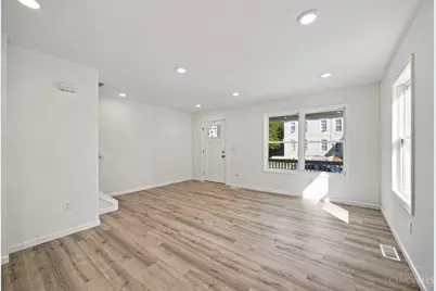 1309 Regent Avenue, Cincinnati, OH 45237 - Photo 8