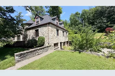 6276 Cedar Springs Road, New Paris, OH 45347 - Photo 4