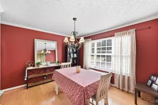 806 Hamlin Dr, Hamilton Township, OH 45039 - Photo 8