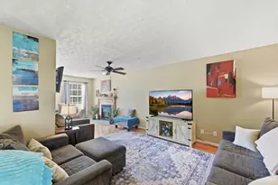 806 Hamlin Dr, Hamilton Township, OH 45039 - Photo 14