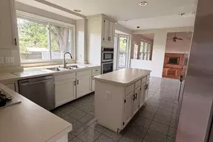 7633 Brannon Dr, Cincinnati, OH 45255 - Photo 12
