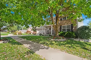 5684 Wyntree Ct, Maineville, OH 45039 - Photo 2