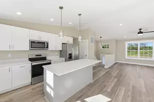 1099 Compton Rd, Springfield Township, OH 45231 - Photo 12