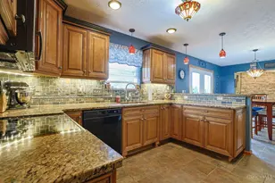 6844 Grimsby Ln, Liberty Township, OH 45011 - Photo 12