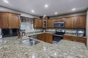 1545 Alexander Dr, Hamilton, OH 45013 - Photo 8