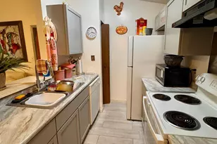 1544 W Galbraith Rd, Cincinnati, OH 45231 - Photo 4