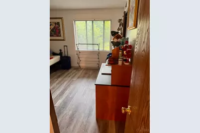 1544 W Galbraith Road #105, Cincinnati, OH 45231 - Photo 8