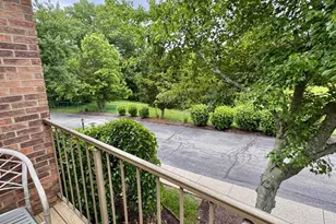 1544 W Galbraith Rd, Cincinnati, OH 45231 - Photo 12