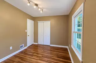 9770 Playtime Ln, Springfield Township, OH 45231 - Photo 10