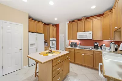 9324 Hickory Hill Court, Loveland, OH 45140 - Photo 8