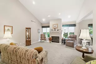 9324 Hickory Hill Ct, Loveland, OH 45140 - Photo 4
