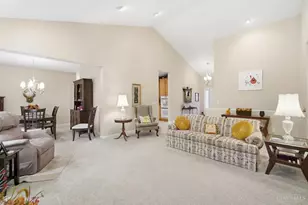 9324 Hickory Hill Ct, Loveland, OH 45140 - Photo 6