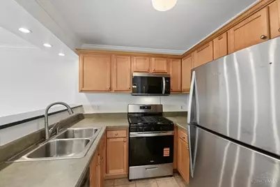 2200 Victory Parkway #806, Cincinnati, OH 45206 - Photo 6