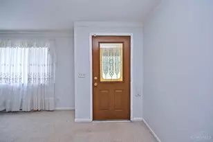 7123 Greenfringe Ln, Springfield Township, OH 45224 - Photo 6