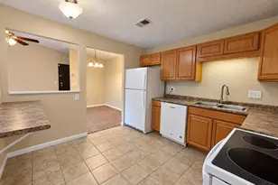 7226 Creekview Dr, Colerain Township, OH 45247 - Photo 6