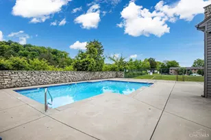 7226 Creekview Dr, Colerain Township, OH 45247 - Photo 18