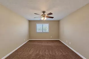 7226 Creekview Dr, Colerain Township, OH 45247 - Photo 8