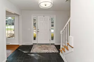 8740 Sturbridge Dr, Sycamore Township, OH 45236 - Photo 2