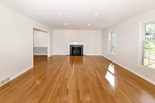 8740 Sturbridge Dr, Sycamore Township, OH 45236 - Photo 6