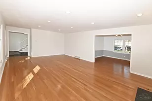 8740 Sturbridge Dr, Sycamore Township, OH 45236 - Photo 10