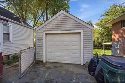 4110 Central Avenue, Middletown, OH 45044 - Photo 2
