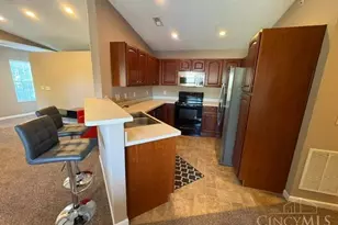 7221 English Dr, Newtown, OH 45244 - Photo 8