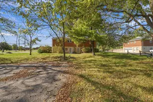 9808 Cincinnati Columbus Rd, West Chester, OH 45241 - Photo 4