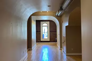 1122 Race St, Cincinnati, OH 45202 - Photo 8
