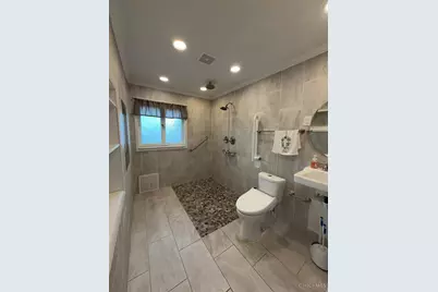 813 Sanders Drive, Hamilton, OH 45013 - Photo 14