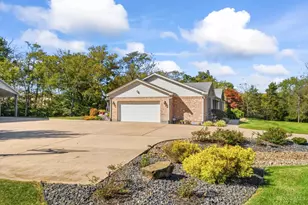 4005 Hollin Ln, Morgan Township, OH 45013 - Photo 40