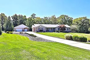 4005 Hollin Ln, Morgan Township, OH 45013 - Photo 2