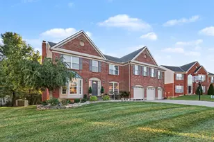 183 Feist Manor Dr, Delhi Township, OH 45238 - Photo 2