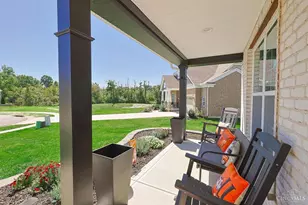 6023 Falconway Ct, Green Township, OH 45247 - Photo 4