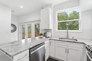 3357 Woodford Rd, Cincinnati, OH 45213 - Photo 22