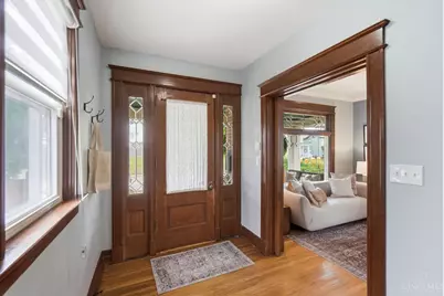 3357 Woodford Road, Cincinnati, OH 45213 - Photo 8