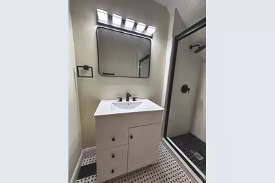 1832 Weyer Avenue, Cincinnati, OH 45212 - Photo 24